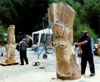 Gestaltung mit der Kettensäge